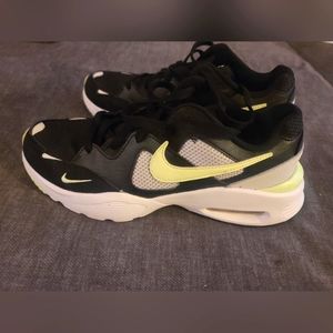 Womens 9.5 (U.S.Size)Nike Air Max Sneakers
